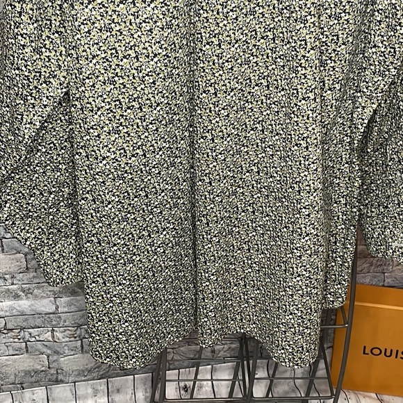 🔥🔥Skip, Gambert & Assoc. Custom button down Size: XL🔥🔥 - Picture 7 of 9